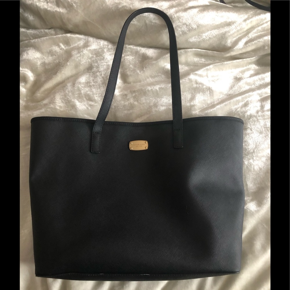Black Michael Kors Tote ( Laptop Bag)